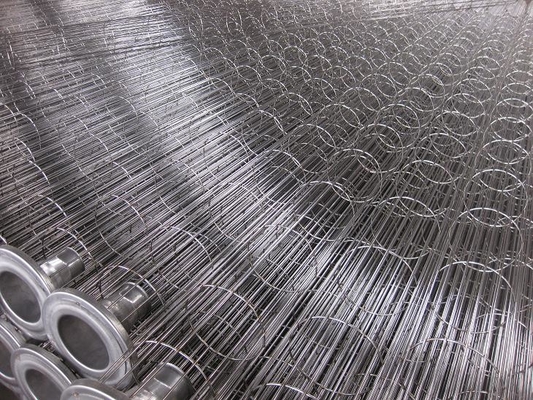 16 Vertical Wires SS304 Industrial Filter Bag Cage Cutomized Design For Dust Filter Bag