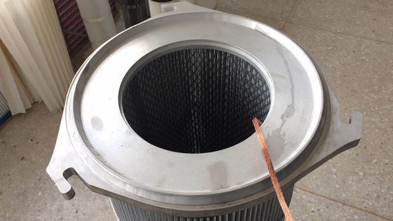 Three-lugs dust collector filter cartridge for wood processing and pigment industry
